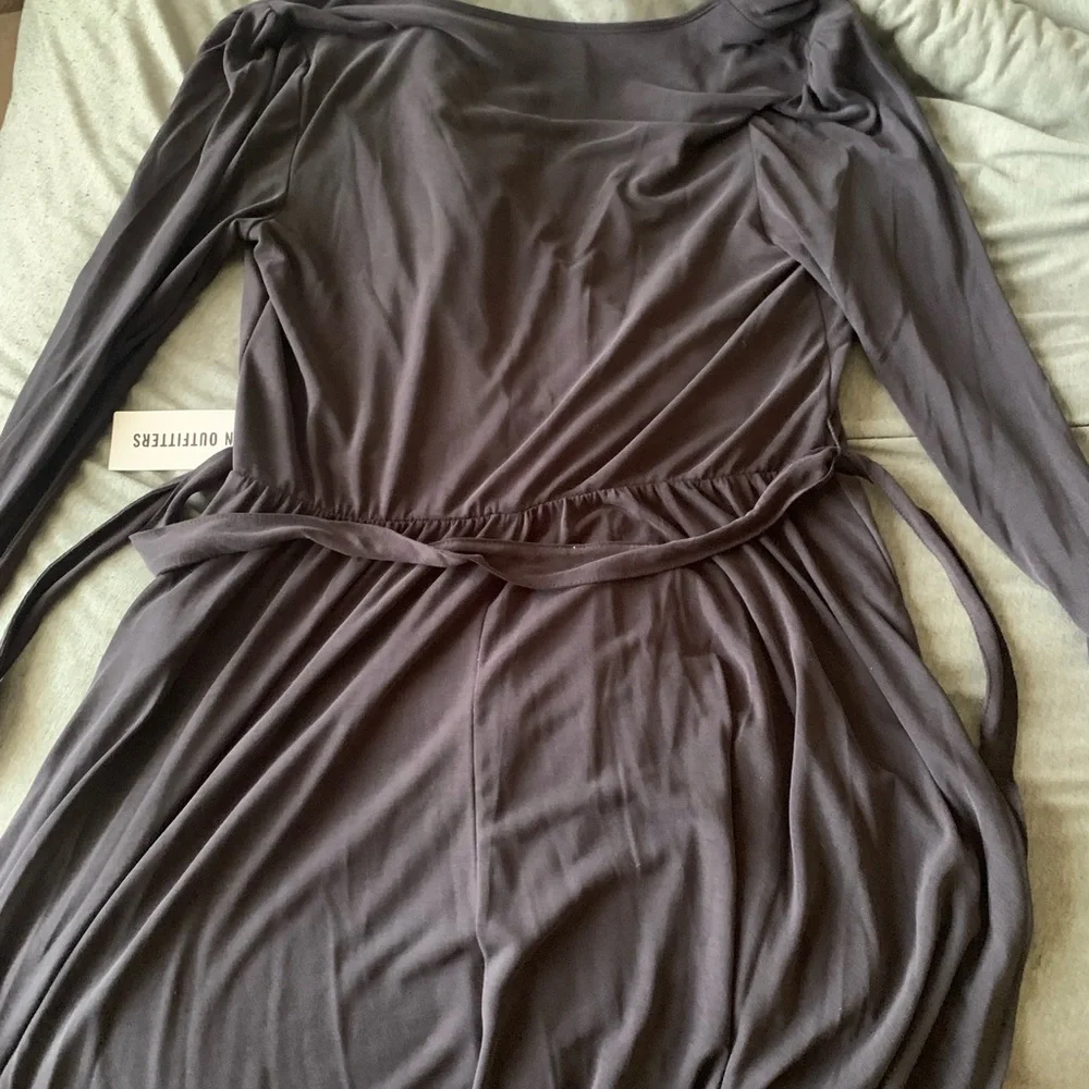 URBAN OUTFITTERS CUPRO WRAP ROMPER NWT - Picture 6 of 7